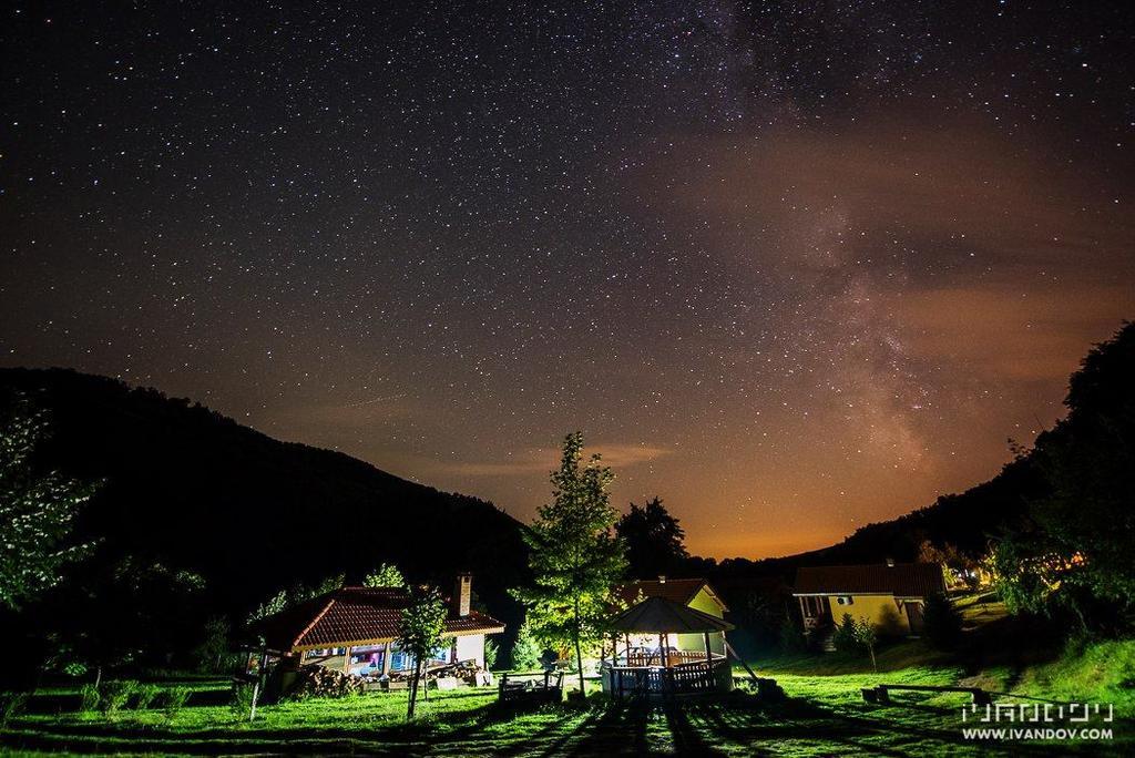 Бунгала Дара Калофер Екстер'єр фото